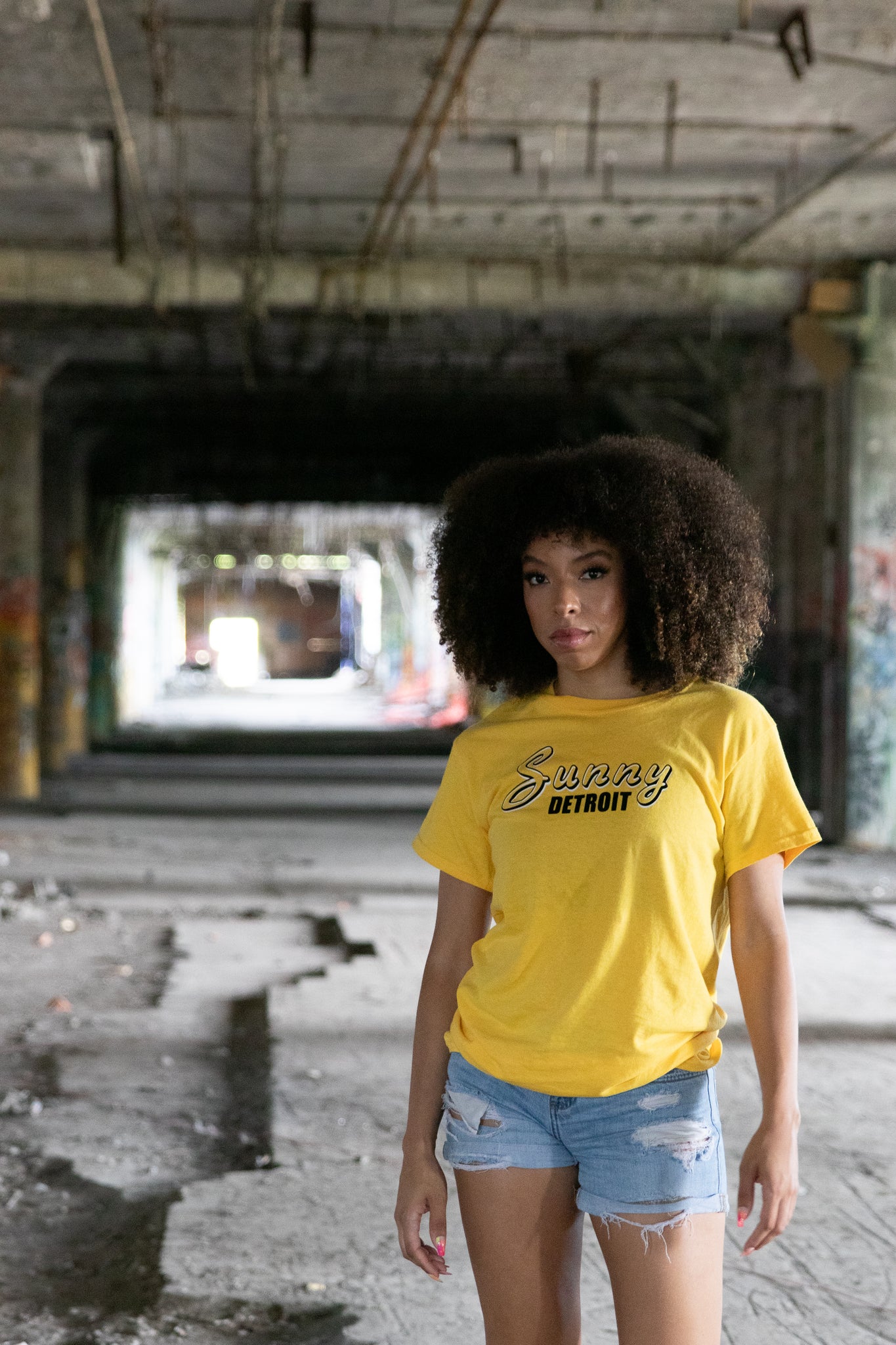SUNNY DETROIT YELLOW TEE